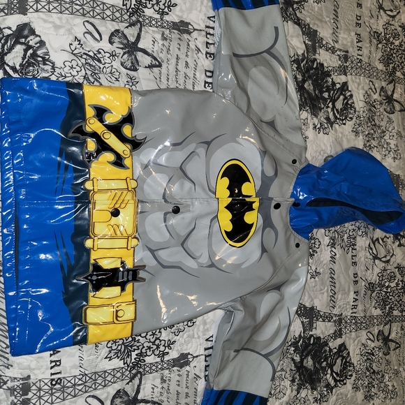 Batman Rain coat - Picture 1 of 4